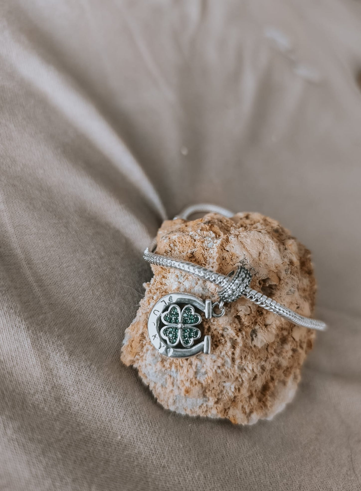 Pulsera Amuleto Trébol en Plata 925