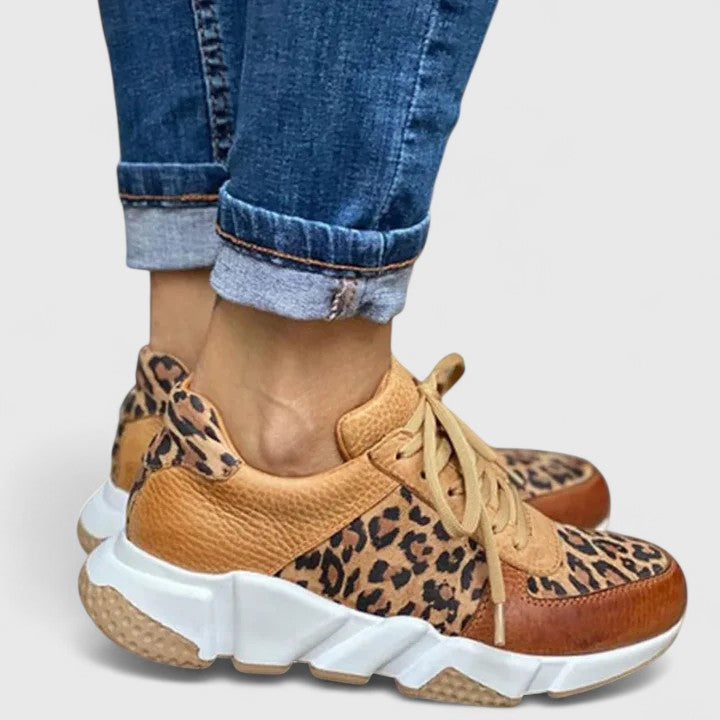 Zapatillas en Piel con Detalle Animal Print Rosalind