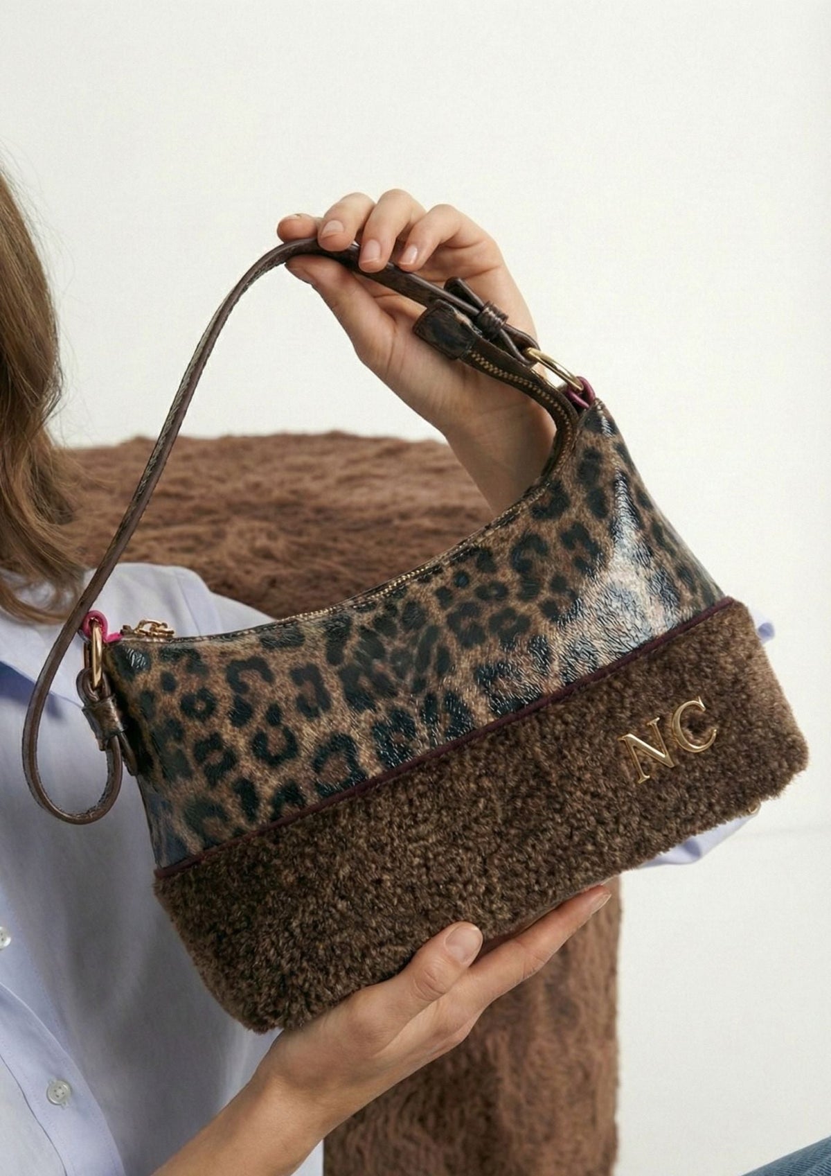Bolso Bandolera Baguette Leopardo Efecto Potro