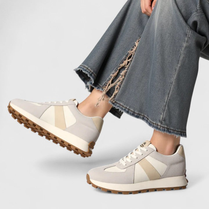 Zapatillas Bicolor en Piel Suave Evelyn