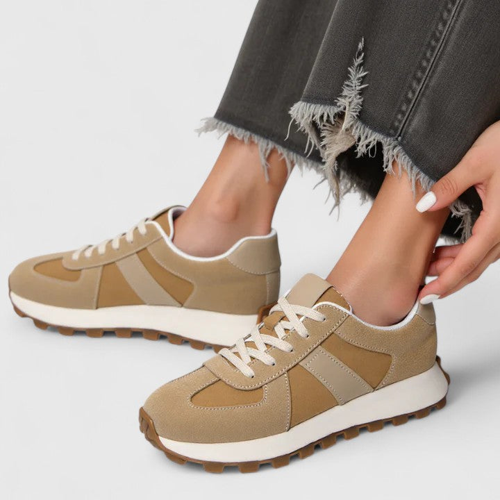 Zapatillas Bicolor en Piel Suave Evelyn