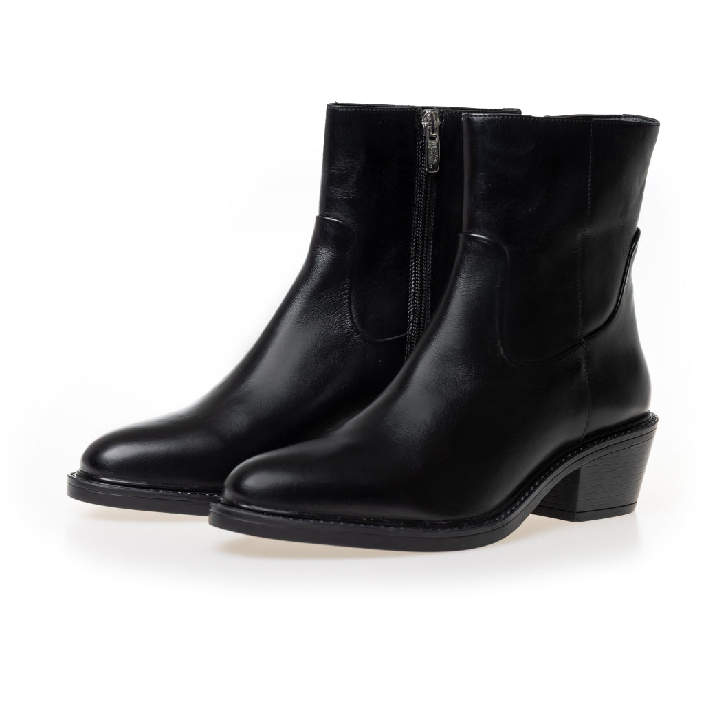 Botas de Cuero A Beautiful Life · Negro