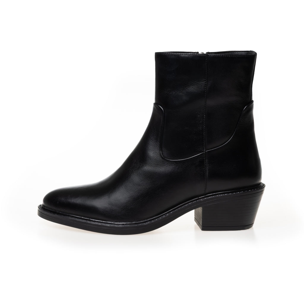 Botas de Cuero A Beautiful Life · Negro