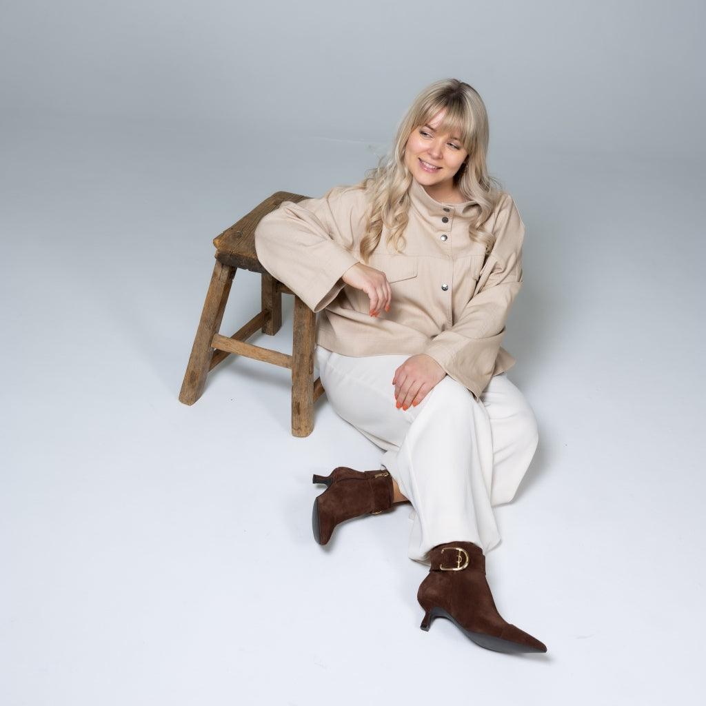 Botas de Caña Alta Beauty Walk · Chocolate