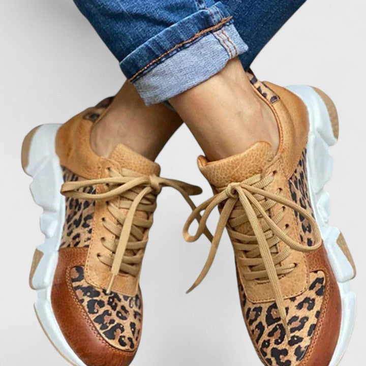 Zapatillas en Piel con Detalle Animal Print Rosalind