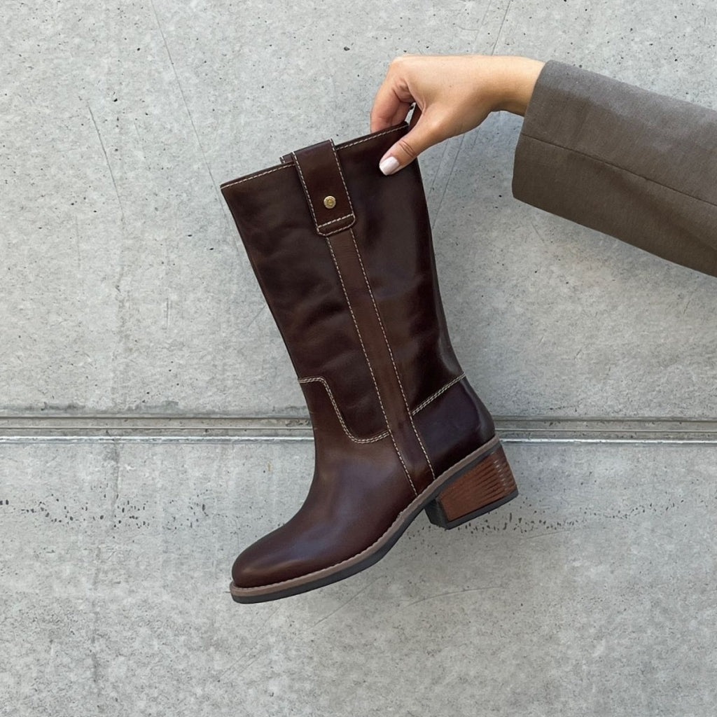 Botas Altas de Cuero My Good Vibes · Chocolate