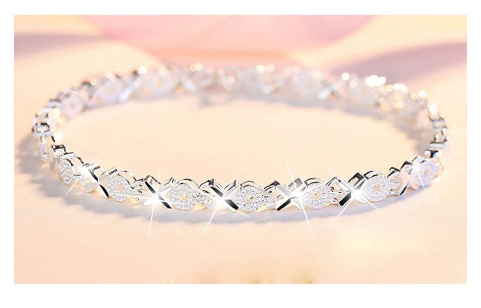 Pulsera Corazones Espaciales en Plata 925