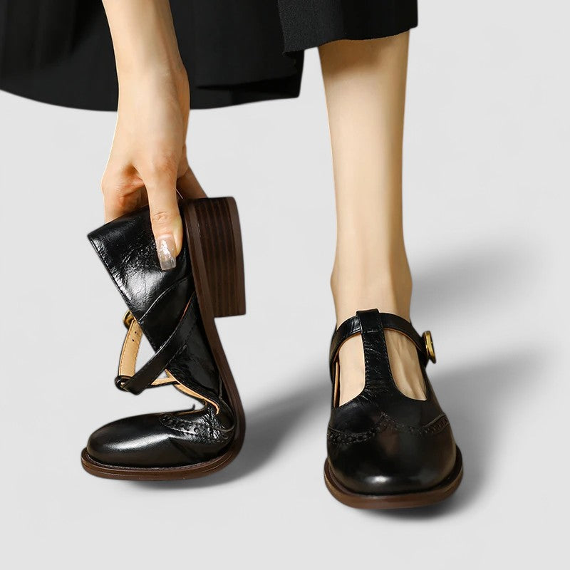 Zapatos Mary Jane con Detalle Brogue Beatrice