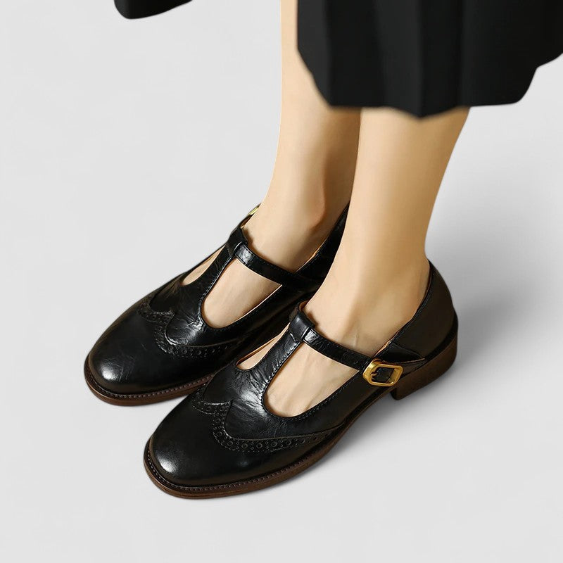 Zapatos Mary Jane con Detalle Brogue Beatrice