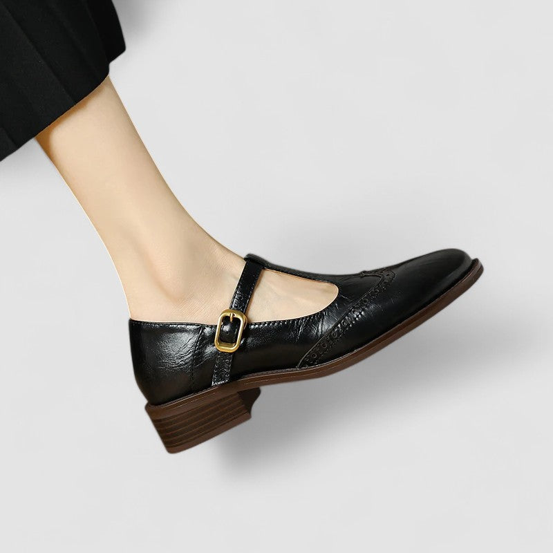 Zapatos Mary Jane con Detalle Brogue Beatrice