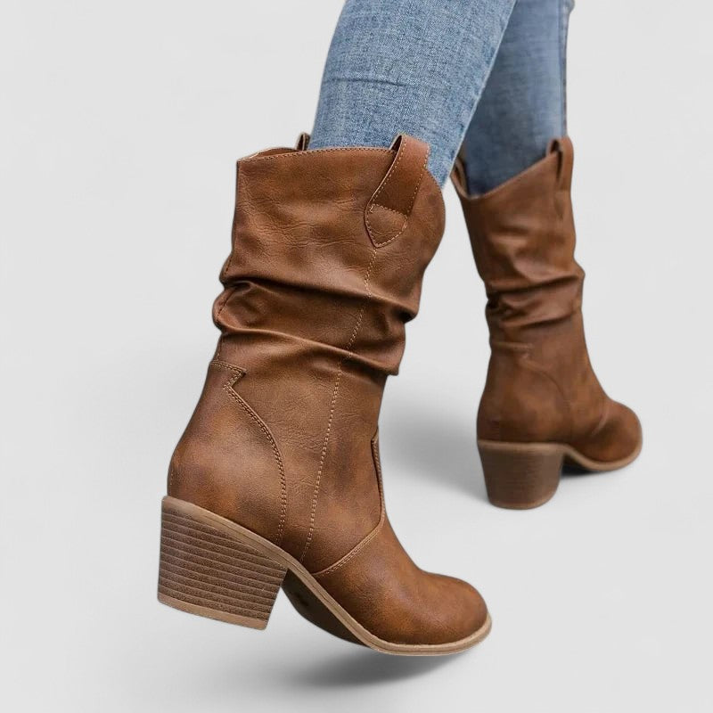 Botas Arrugadas con Tacón Medio Cómodo Eleanora